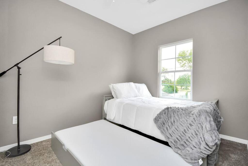 Holiday home Rodeo Ready!!!! Modern 3 Bedroom