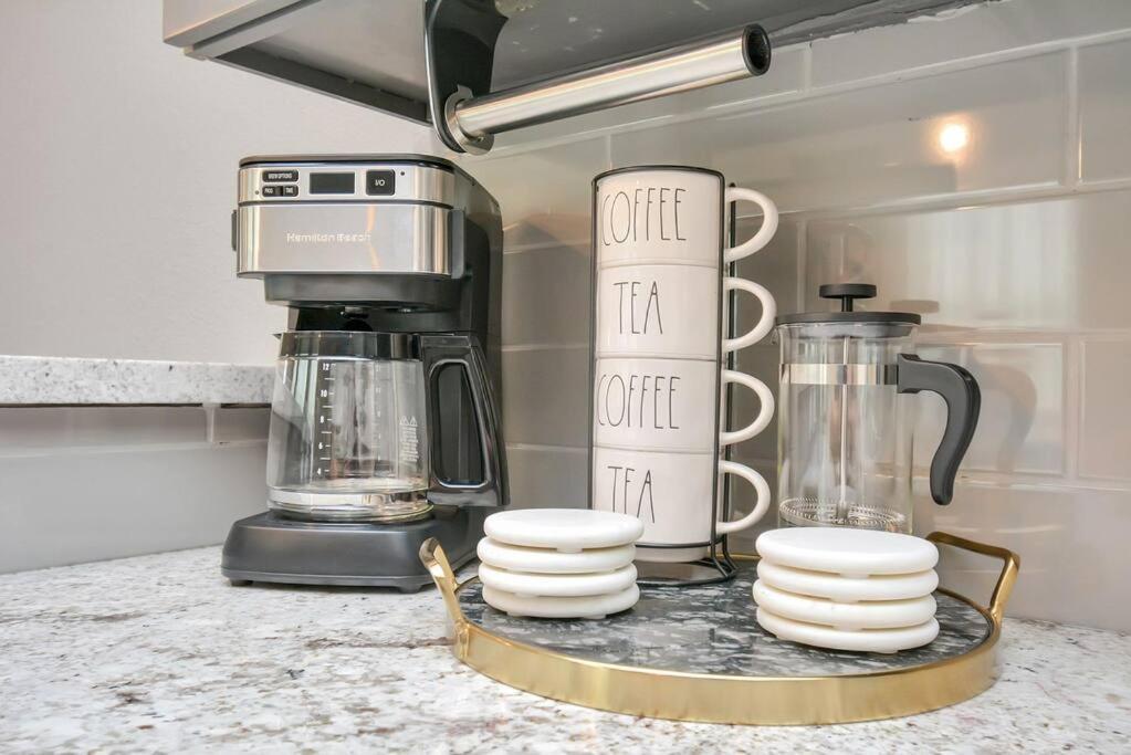 Rodeo Ready!!!! Modern 3 Bedroom Holiday home Houston