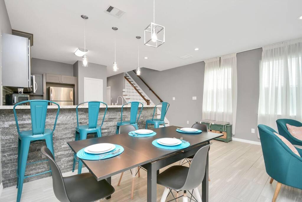Holiday home Rodeo Ready!!!! Modern 3 Bedroom